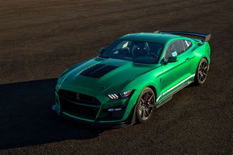 2020 Mustang Shelby Gt500 Brings 11 Million Green For Charity Daily