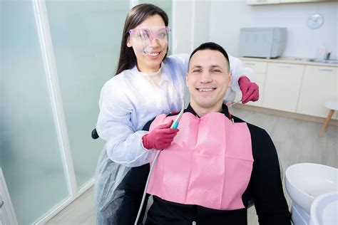 Can Your Oral Health Be Improved with Tooth Replacement Therapy