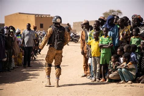 Burkina Faso Larmée Accusée Dêtre Impliquée Dans Lexécution De 180