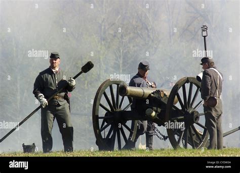 Napoleon Cannon Hi Res Stock Photography And Images Alamy