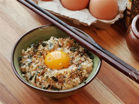 Lifting the lid lets steam escape from the pot. 24 Egg Breakfast Recipes to Start Your Day | Serious Eats