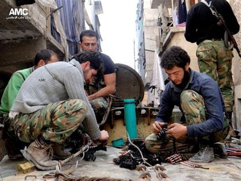Experts Syria Rebels Need Weapons Before Diplomacy