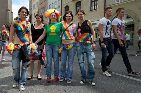 German Lesbians Deutsche Lesben Telegraph