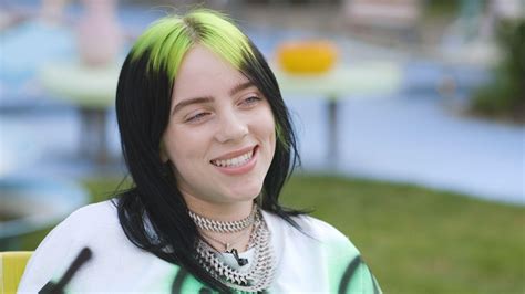 Billie Eilish Smile Wallpapers Bigbeamng