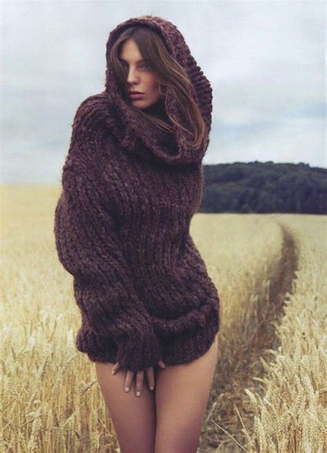 Women Without Pants In Giant Sweaters Fashion Sweaters Style