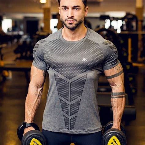 2019 new men gyms fitness compression t shirt skinny elasticity bodybuilding workout shirts male