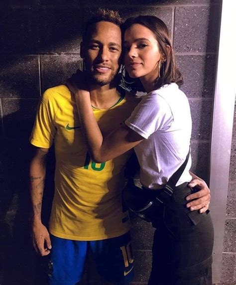 Cute Soccer Couples Soccer Guys Soccer Players Football Couples Bruna Marquezine And Neymar