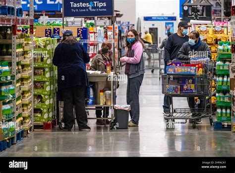 Sams club warehouse usa hi-res stock photography and images - Alamy