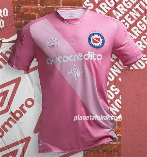 Detailed info on squad, results this performance currently places argentinos juniors at 9th out of 26 teams in the primera división table, winning 30% of. Camiseta Umbro de Argentinos Juniors #OctubreRosa 2019