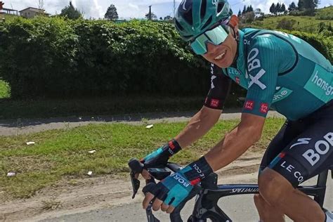 Sergio Higuita Termina 2022 Como El Mejor Ciclista Colombiano En El