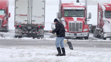 Storm Bringing ‘historic Snowfall To Northern Plains The New York Times