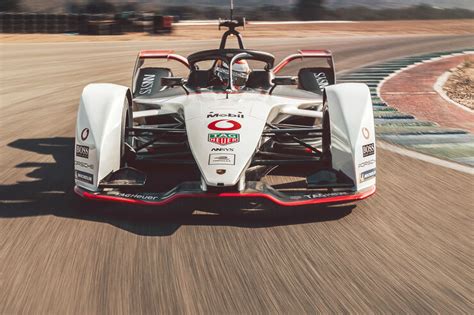 Ein jahr vor dem einstieg in die formel e kommt autobauer bmw zügig voran. Porsche 99X electric für die Formel E 2019/2020 | AUTO ...