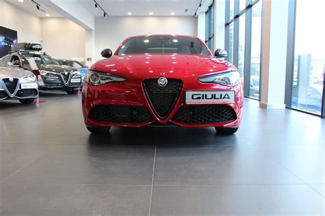Alfa Romeo - GIULIA - Giulia MY20 2.0 GME 280 KM AT Veloce Q4