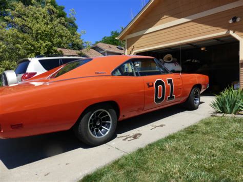 Back in 1991 has come up for sale. 1969 Dodge Charger General Lee 440 Race Car Dukes of ...