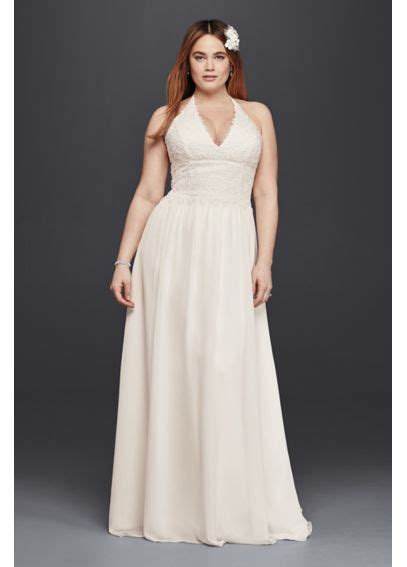 Shop david's bridal for the best selection of halter top wedding dresses in an abundance of elegant styles, and make your big day an event you'll never forget. Plus Size Lace Sheath Halter Wedding Dress - Davids Bridal