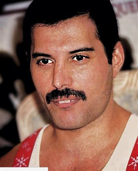 Freddie Mercury Teeth Photo Image To U