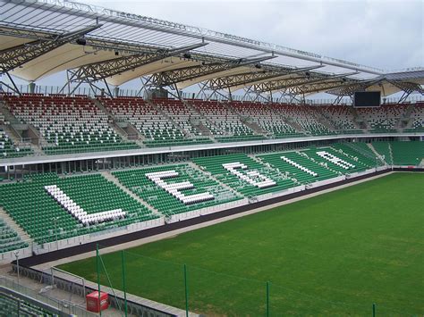 Marszałka józefa piłsudskiego znajduje się przy ulicy łazienkowskiej 3. Legia Warszawa - Vikipedi