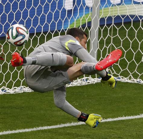 Hier findet ihr alle informationen zu den teams, spielen, paarungen und. WM 2014 - Deutschland vs Brasilien - Das Wunder von Belo ...