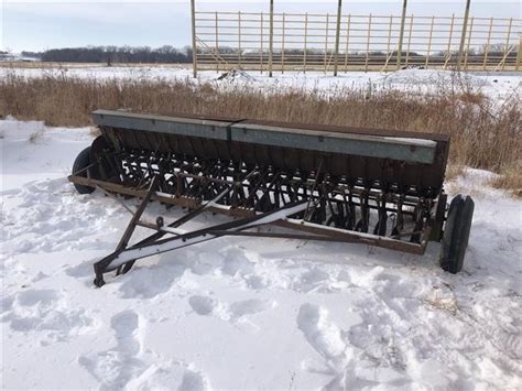 Maybe you would like to learn more about one of these? John Deere 187B Van Brunt Grain Drill BigIron Auctions
