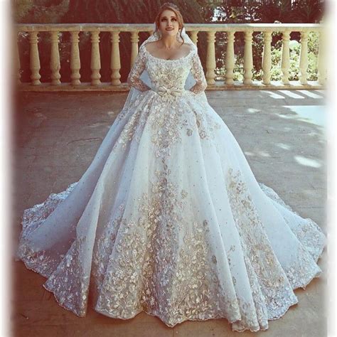 Discount Amazing Dubai Wedding Dresses 2018 Spring Summer 3D Appliques