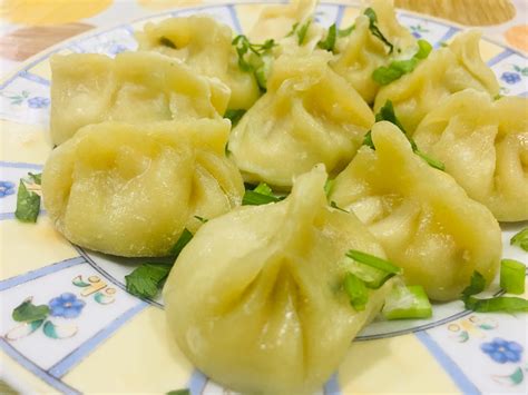Dumpling ayam atau pangsit kukus merupakan hidangan pembuka atau cemilan yang enak. Pengalaman Pertama Kali Buat Dumpling Kukus Inti Ayam ...