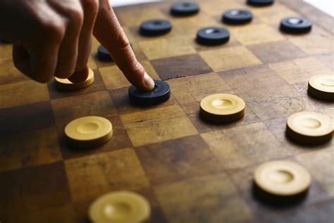 How To Play Checkers Our Pastimes