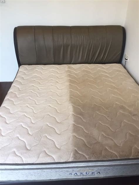 Homestay melaka near jonker street : Kedai Kusyen Kereta Ampang - Teamradiapiz Instagram Posts ...
