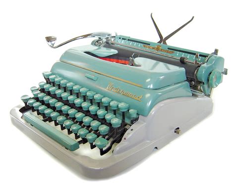 Vintage Typewriters See How They Evolved Over The Years Time