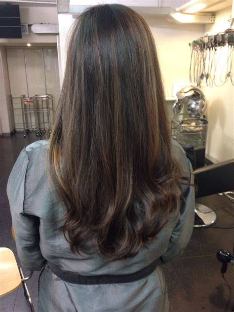 Do you have any original ideas for highlight colors? Brunette hair subtle highlights Asian hairstyle long ...