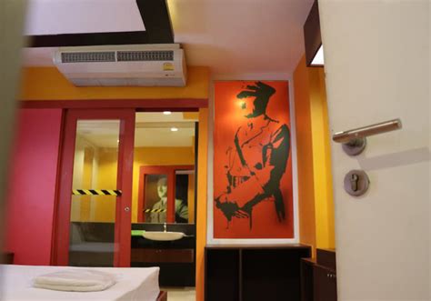 Thai Hotel Features Nazi Themed ‘communist Room