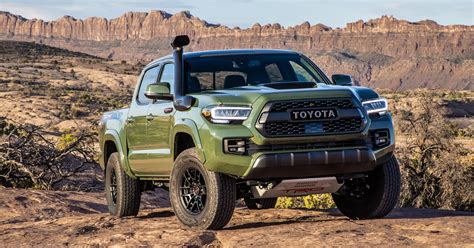 Compare trims on the 2020 toyota tacoma. 2020 Toyota Tacoma gets a new face, tech - Roadshow