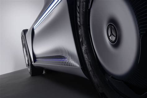 Daimler Trucks Presents Technology Strategy For Electrification World