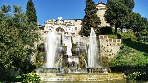 It comprises the po river valley, the italian peninsula and the two largest islands in the mediterranean sea, sicily and sardinia. Visions of Tivoli : Italy | Visions of Travel