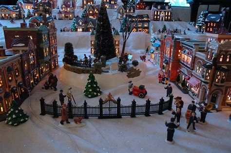 Genes Snow Village Pictures Christmas Village Display Christmas
