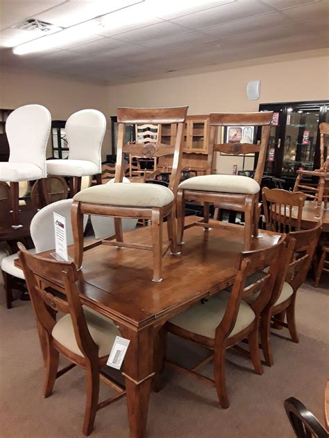 Kincaid Table W 6 Chairs Delmarva Furniture Consignment