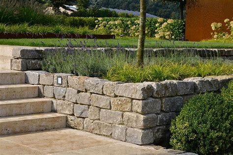 Wie sind wir für viele arten von natursteinen geeignet? Mauersteine für Garten aus Naturstein günstig kaufen ...