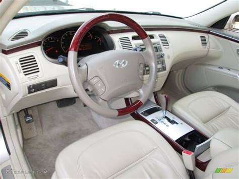 2006 Hyundai Azera Limited Interior Color Photos