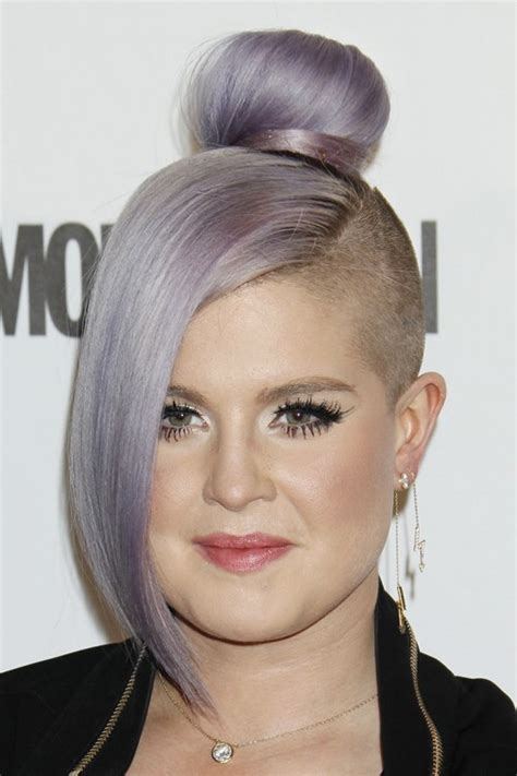 Kelly Osbournes Hairstyles And Hair Colors Steal Her Style