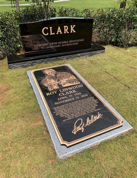 Roy Clark 1933 2018 Star Of Heehaw Great Guitarest Actor Famous