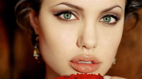 Top 9 Most Beautiful Eyes The World Has Ever Known Famous Celebrity Bible