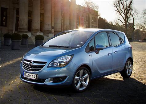 3:34 carstests 116 200 просмотров. OPEL Meriva - 2014, 2015, 2016, 2017 - autoevolution