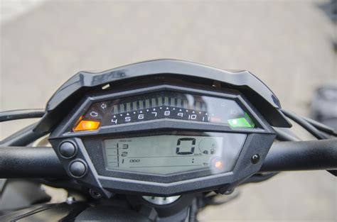 Cận Cảnh Kawasaki Z1000 2015 Black Edition Tại Hà Nội