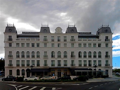 Maybe you would like to learn more about one of these? la ciudad habla: PLAZA DE ITALIA DE SANTANDER VERANO 2012