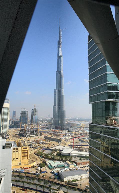 How Dubais Burj Khalifa Hit The Heights