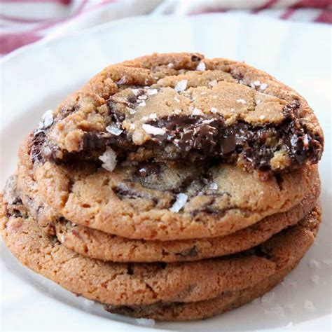 Sea Salt Chocolate Chunk Cookies {with Video }