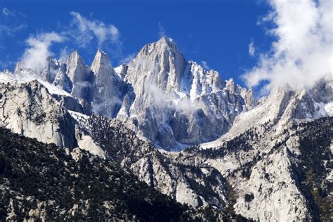 Climber Dies In Solo Ascent Of Californias Mount Whitney
