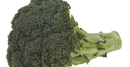 El brócoli posee una forma y color muy atractivos, y un sabor tan sabroso como atrapante. Cómo cocinar brócoli congelado | Muy Fitness