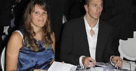 50 m, 100 m, 200 m, 400 m, 800 m et 1500 m. PHOTOS - Laure Manaudou enceinte : regardez ses jolies ...