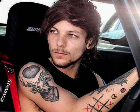 Louis Tomlinson - Weight, Height and Age