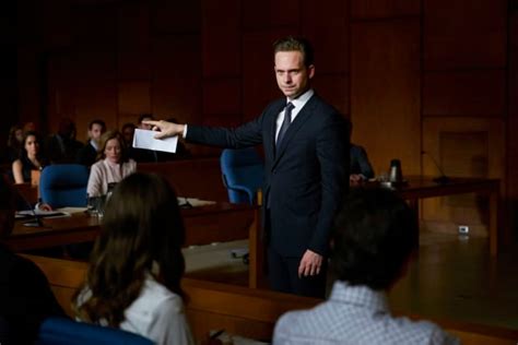 Rachel offers mike advise on how to win over the people in the courtroom. Suits Season 5 Episode 15 Review: Tick Tock - TV Fanatic